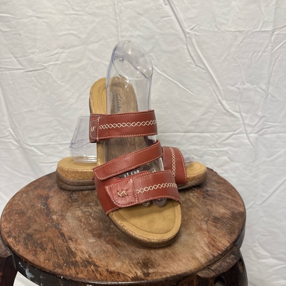 NWOB Clarks ROSEVILLE BAY Red Leather Sandals